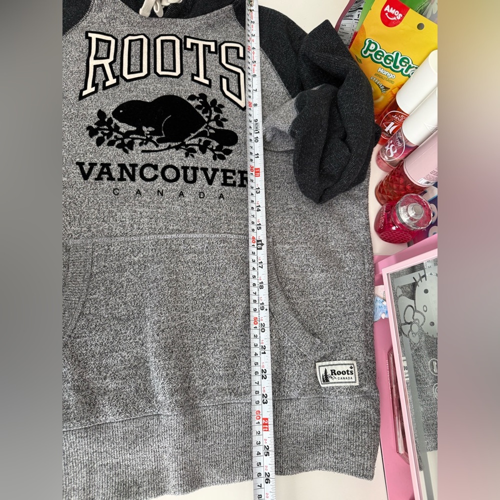 Roots Vancouver Canada Pullover Hoodie Gray Logo Sweatshirt size XS - Picture 7 of 8